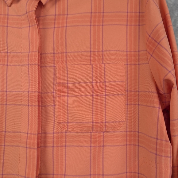 Title Nine Tuolumne Tech XS Button Down Shirt In Coral Plaid - Picture 4 of 13